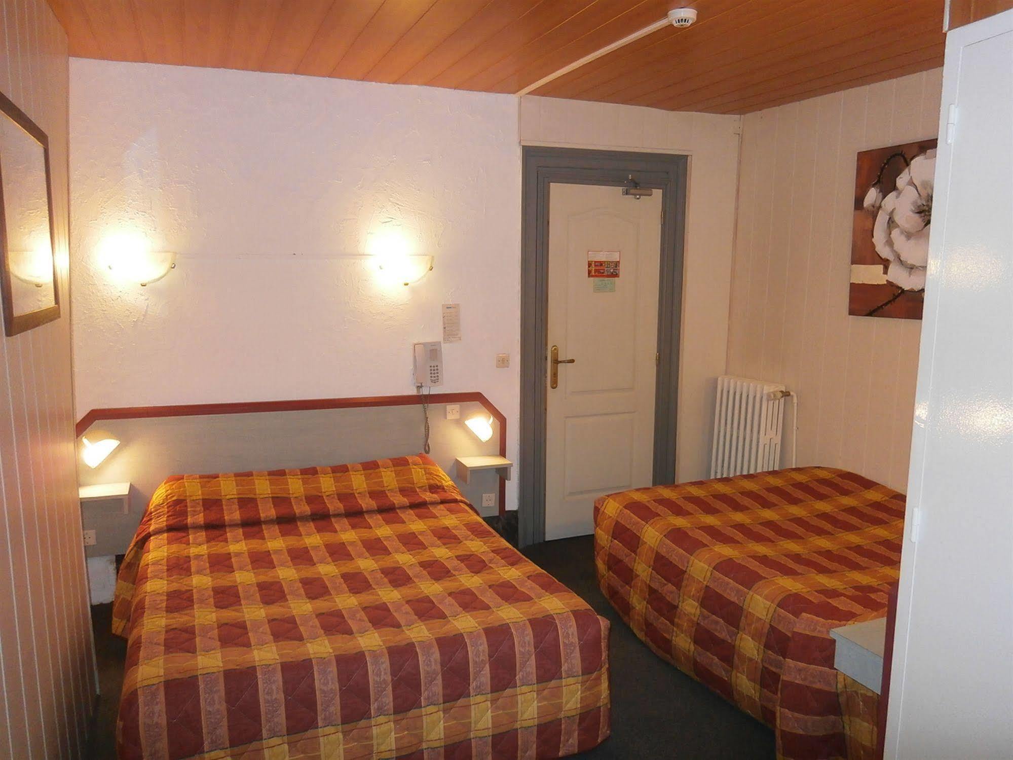 Hotel Beausejour Rouen Bagian luar foto