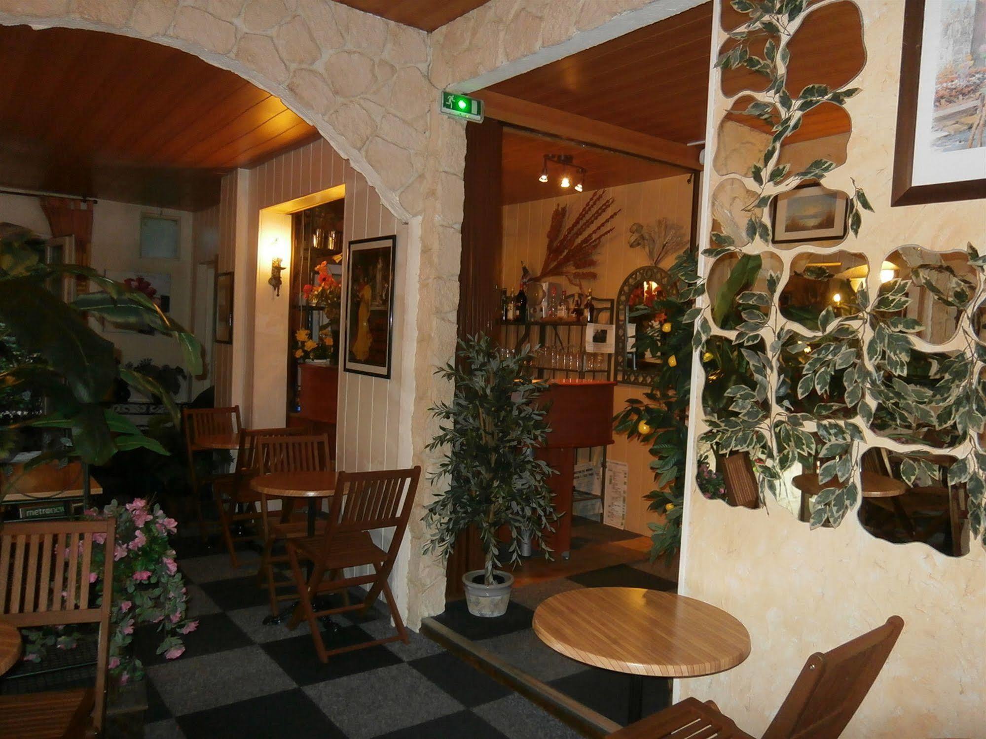 Hotel Beausejour Rouen Bagian luar foto